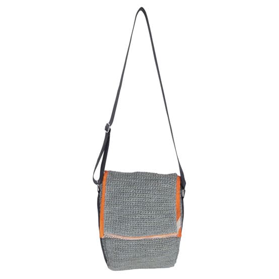 shoulder bag jute crochet recycled seatbelt